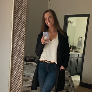 Meet your Posher, Jewel